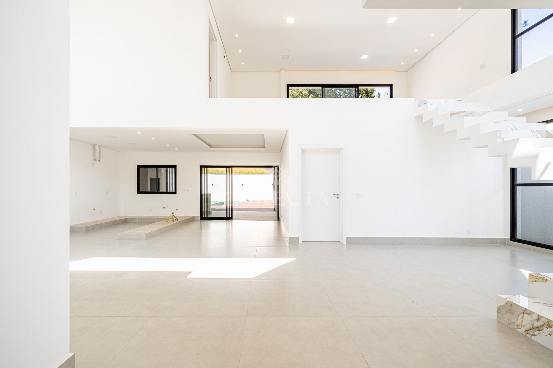 Casa, 4 quartos, 354 m² - Foto 3