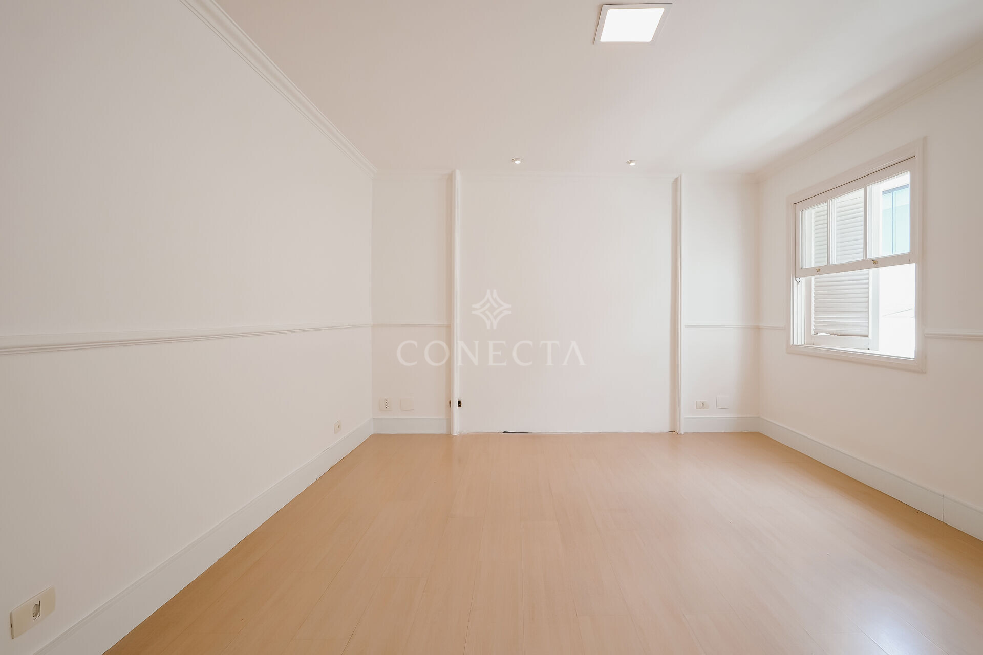 Casa à venda com 4 quartos, 370m² - Foto 16