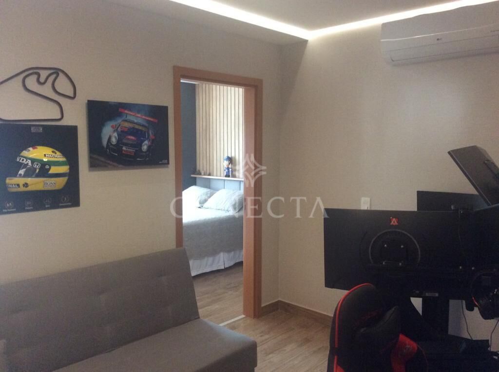 Apartamento à venda com 3 quartos, 228m² - Foto 19