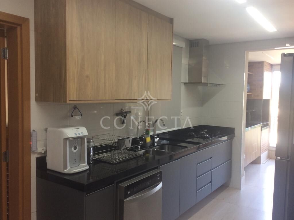 Apartamento à venda com 3 quartos, 228m² - Foto 11