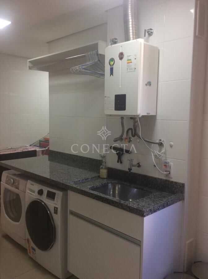 Apartamento à venda com 3 quartos, 228m² - Foto 18