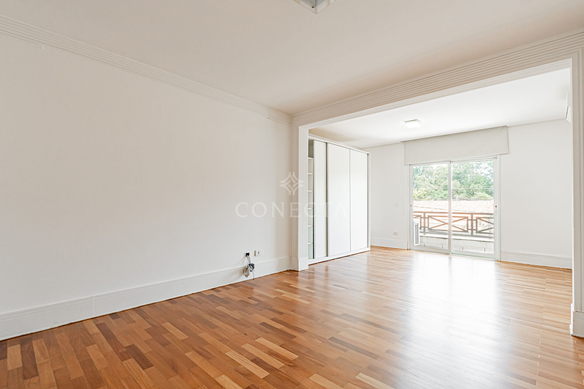 Casa para alugar com 4 quartos, 320m² - Foto 43