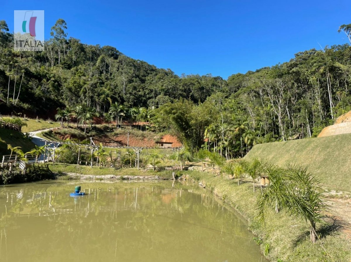 Fazenda/Sítios/Chácaras de 3 quartos, 20000m² no bairro Claraíba, em Nova Trento | Eu Corretor