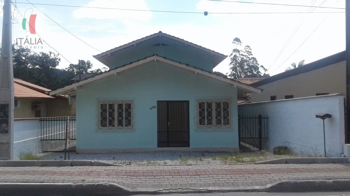 Casa de 5 quartos, 200m² no bairro Centro, em Guabiruba | Eu Corretor