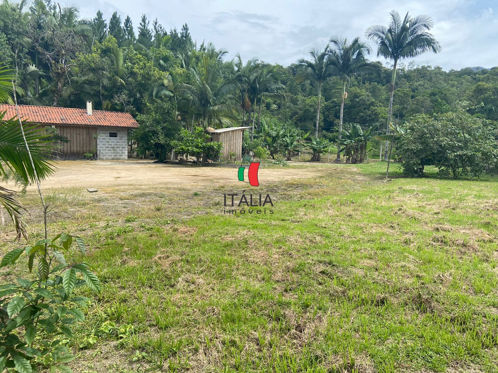 Fazenda/Sítios/Chácaras de 2 quartos, 3000m² no bairro Centro, em Guabiruba | Eu Corretor