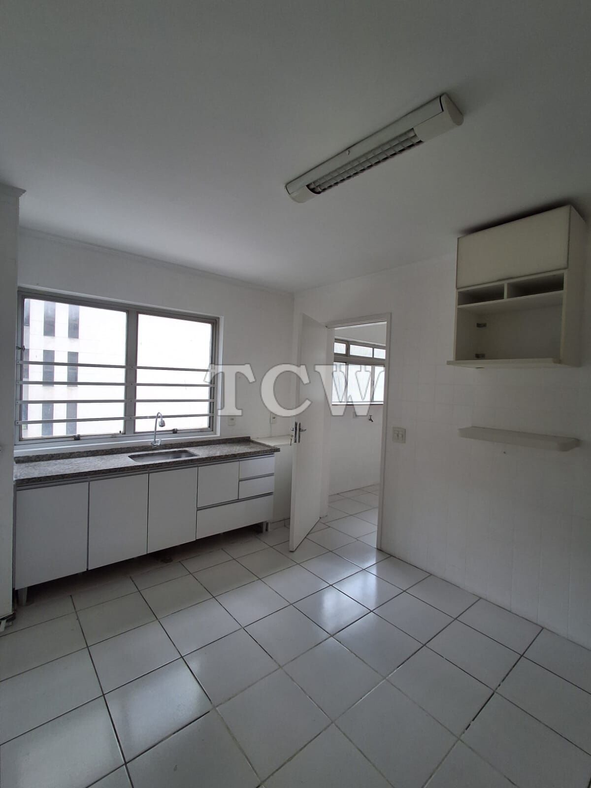 Apartamento para alugar com 3 quartos, 157m² - Foto 3