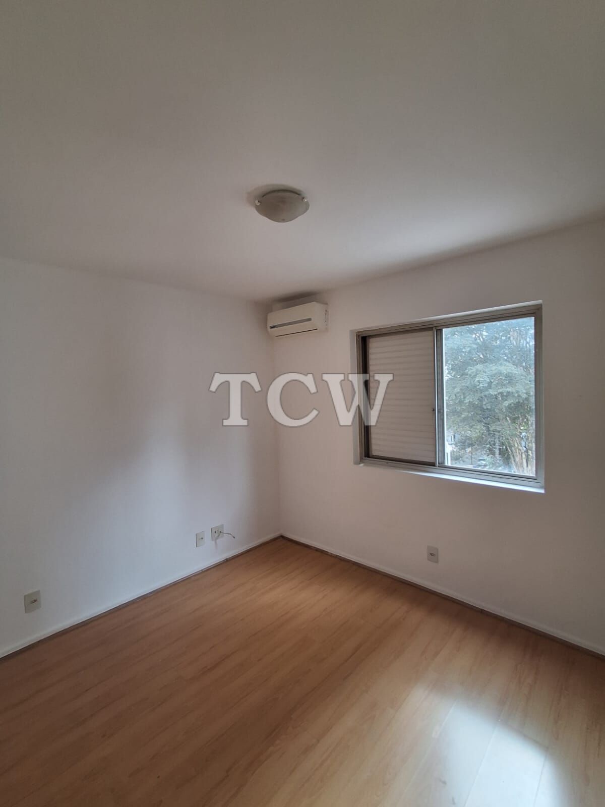 Apartamento para alugar com 3 quartos, 157m² - Foto 8