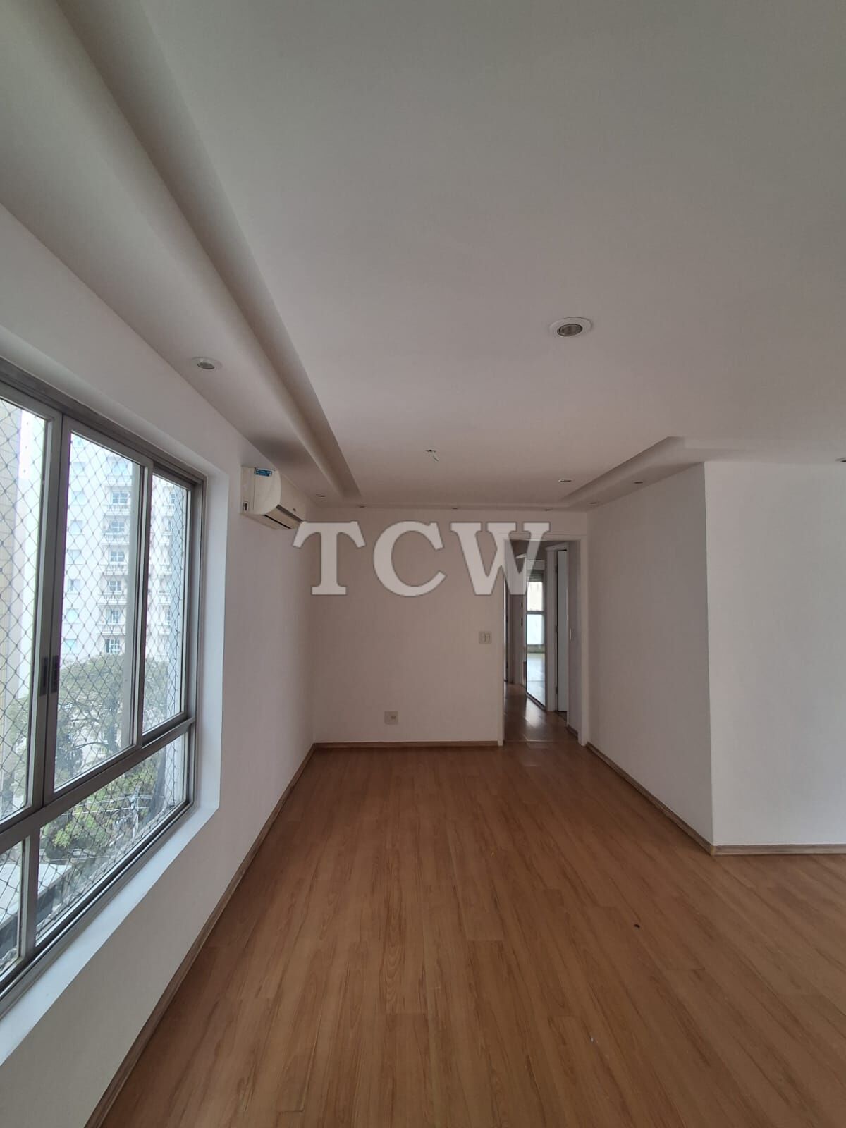 Apartamento para alugar com 3 quartos, 157m² - Foto 2