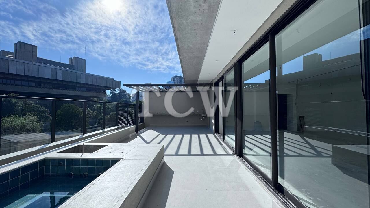 Cobertura à venda com 3 quartos, 245m² - Foto 2