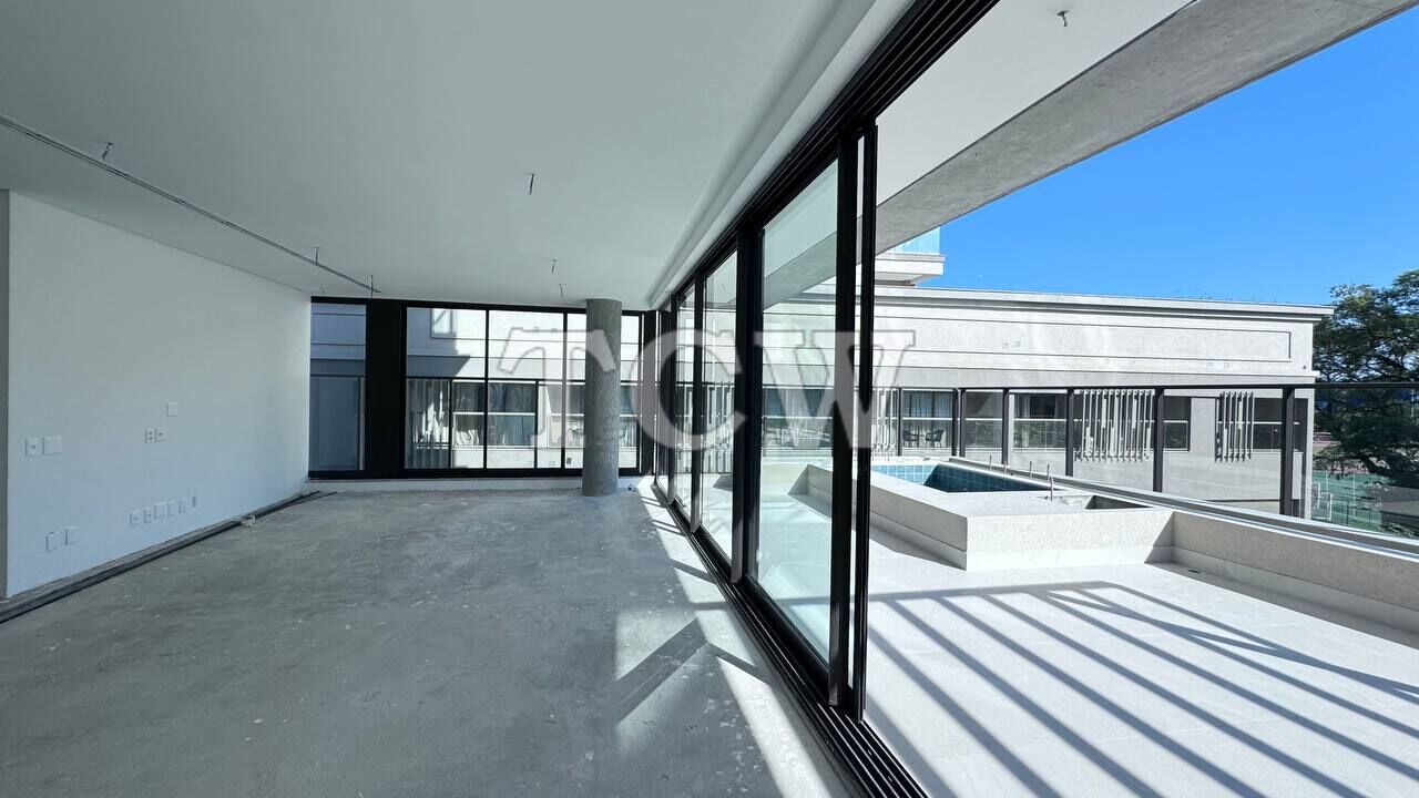 Cobertura à venda com 3 quartos, 245m² - Foto 1