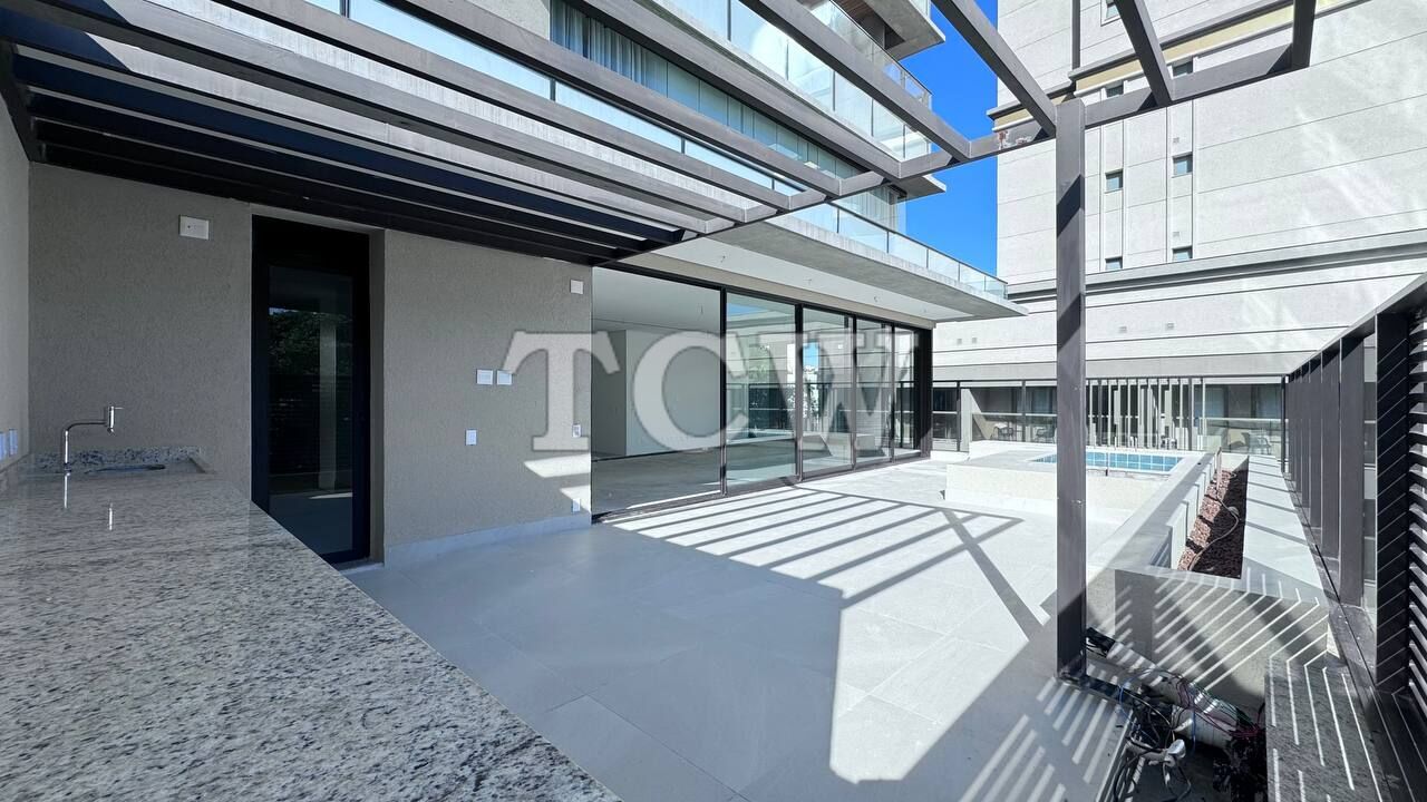 Cobertura à venda com 3 quartos, 245m² - Foto 4