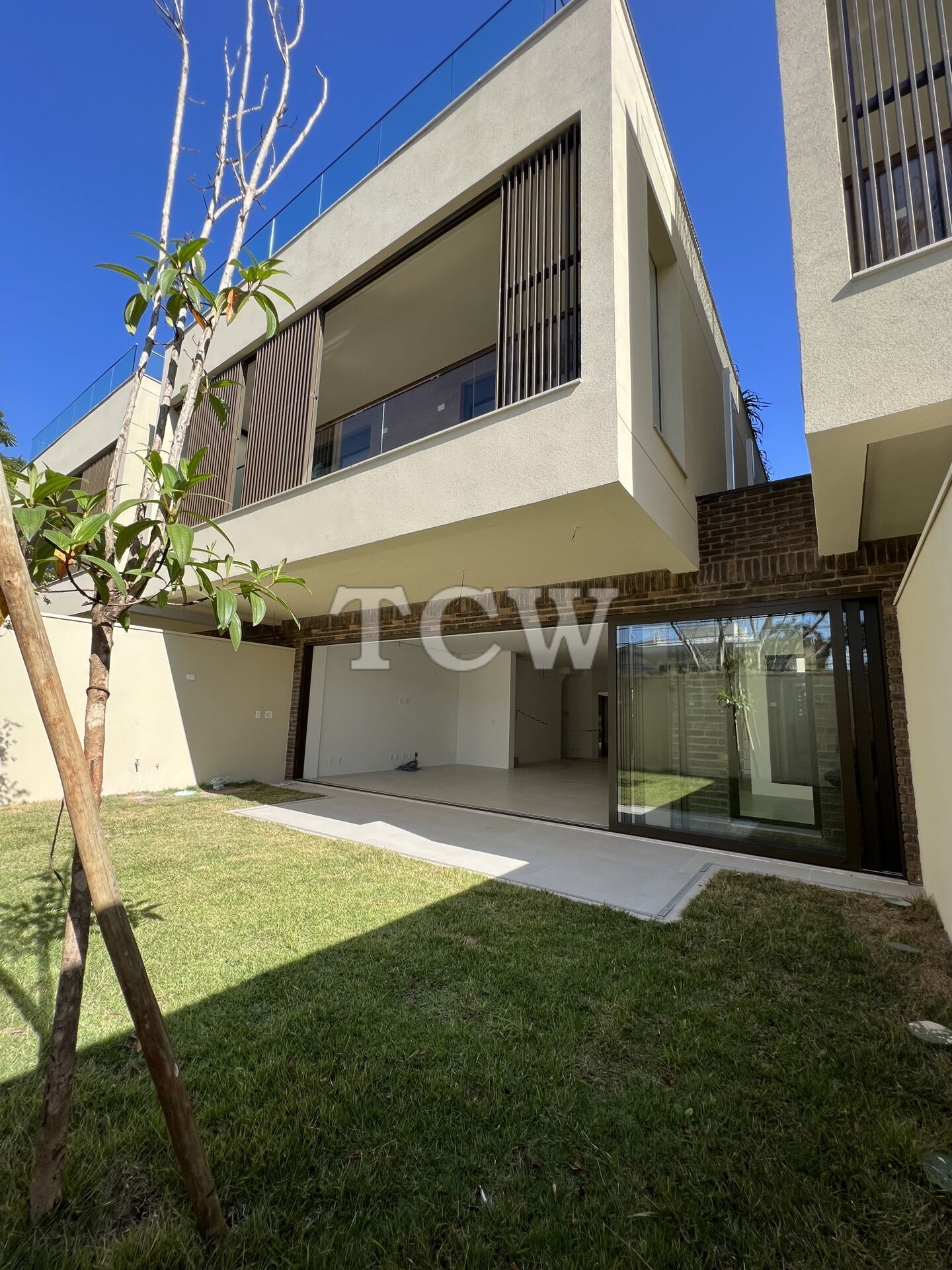 Casa de Condomínio à venda com 4 quartos, 520m² - Foto 1