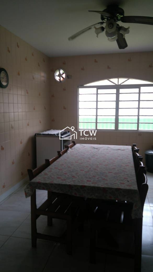 Chácara, 4 quartos, 6000 m² - Foto 14