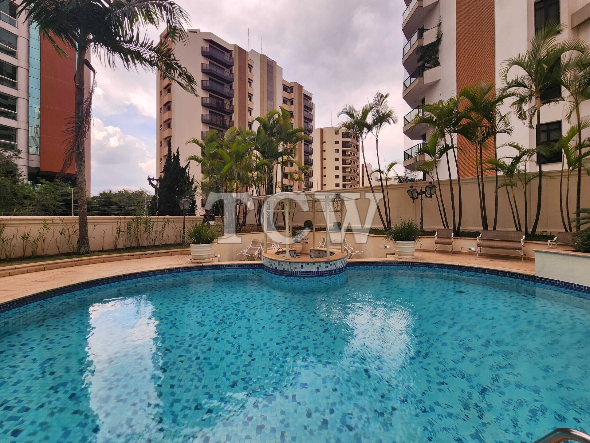 Apartamento à venda com 3 quartos, 335m² - Foto 7