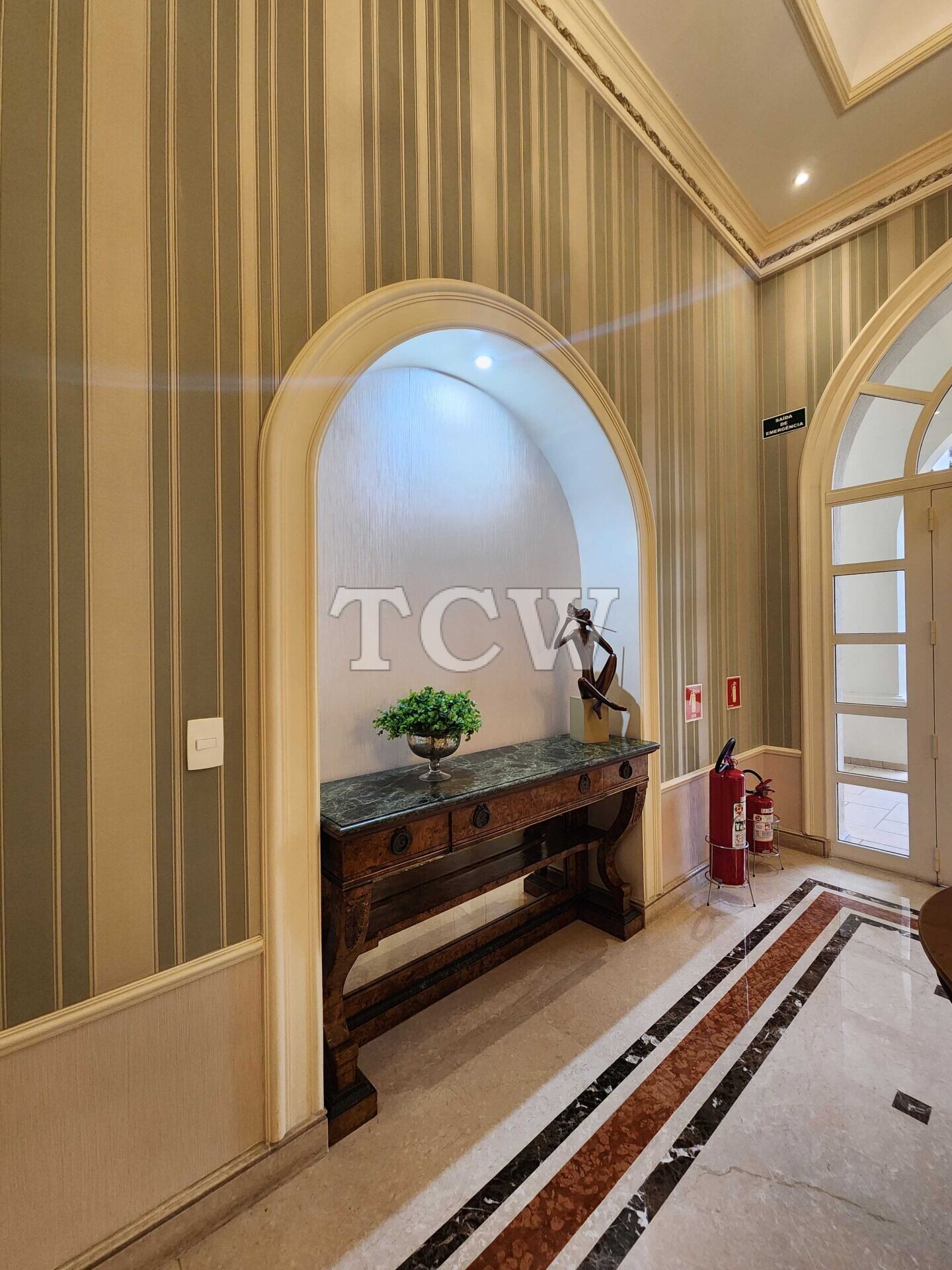 Apartamento à venda com 3 quartos, 335m² - Foto 5