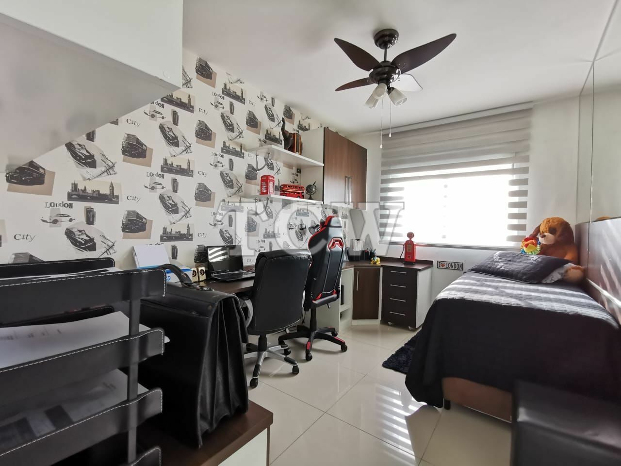 Apartamento à venda com 4 quartos, 176m² - Foto 10