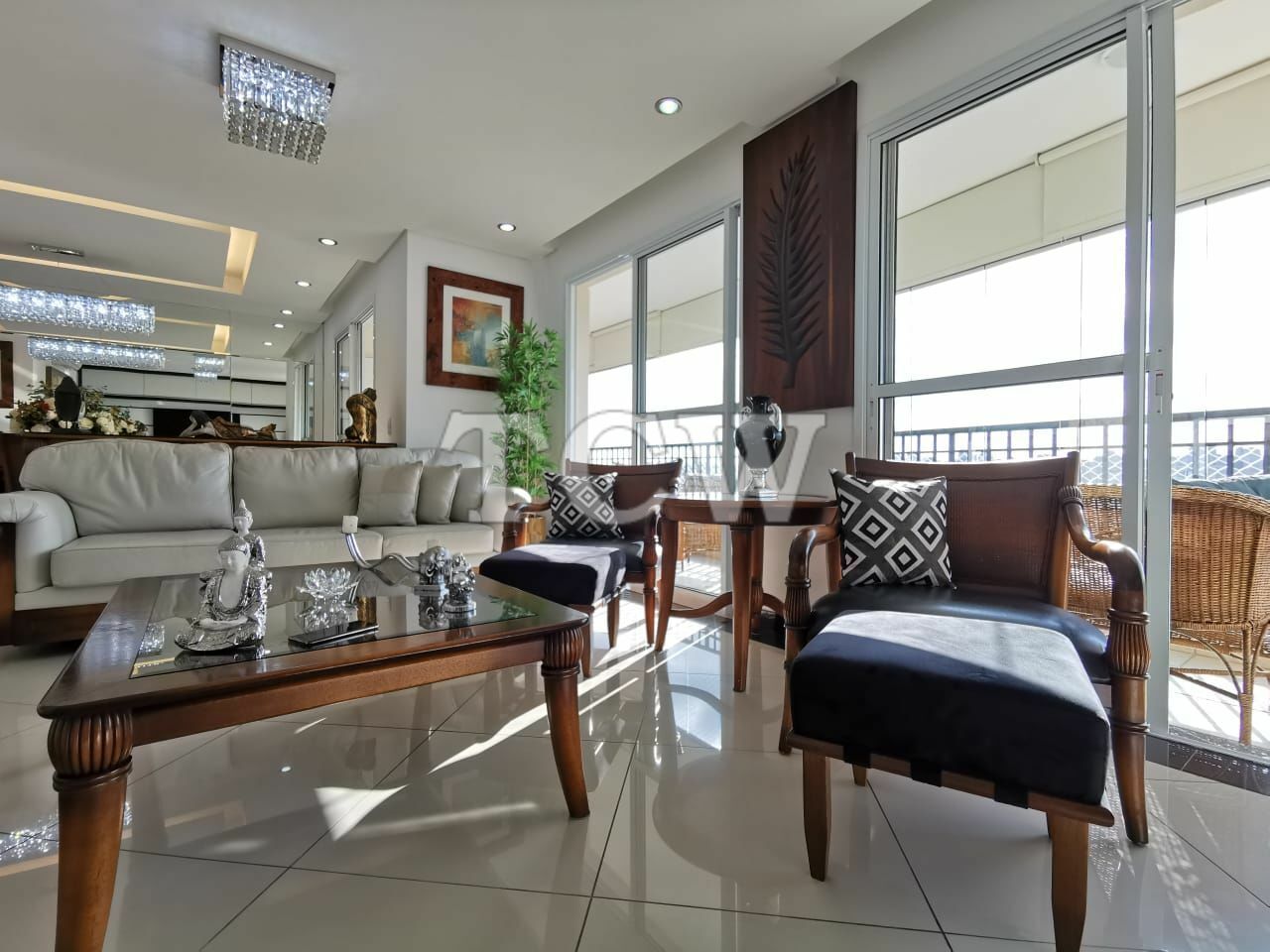 Apartamento à venda com 4 quartos, 176m² - Foto 4