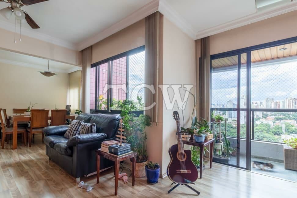 Apartamento à venda com 3 quartos, 117m² - Foto 4