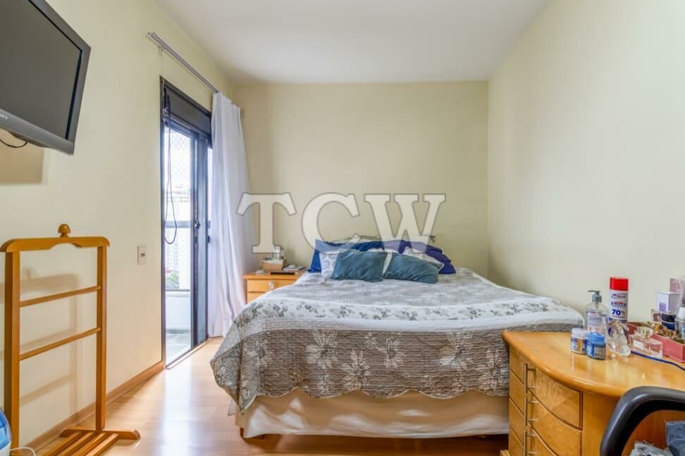 Apartamento à venda com 3 quartos, 117m² - Foto 11