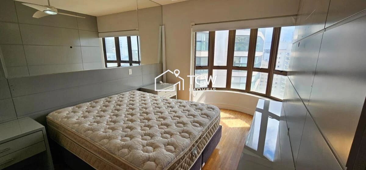 Apartamento, 3 quartos, 270 m² - Foto 14