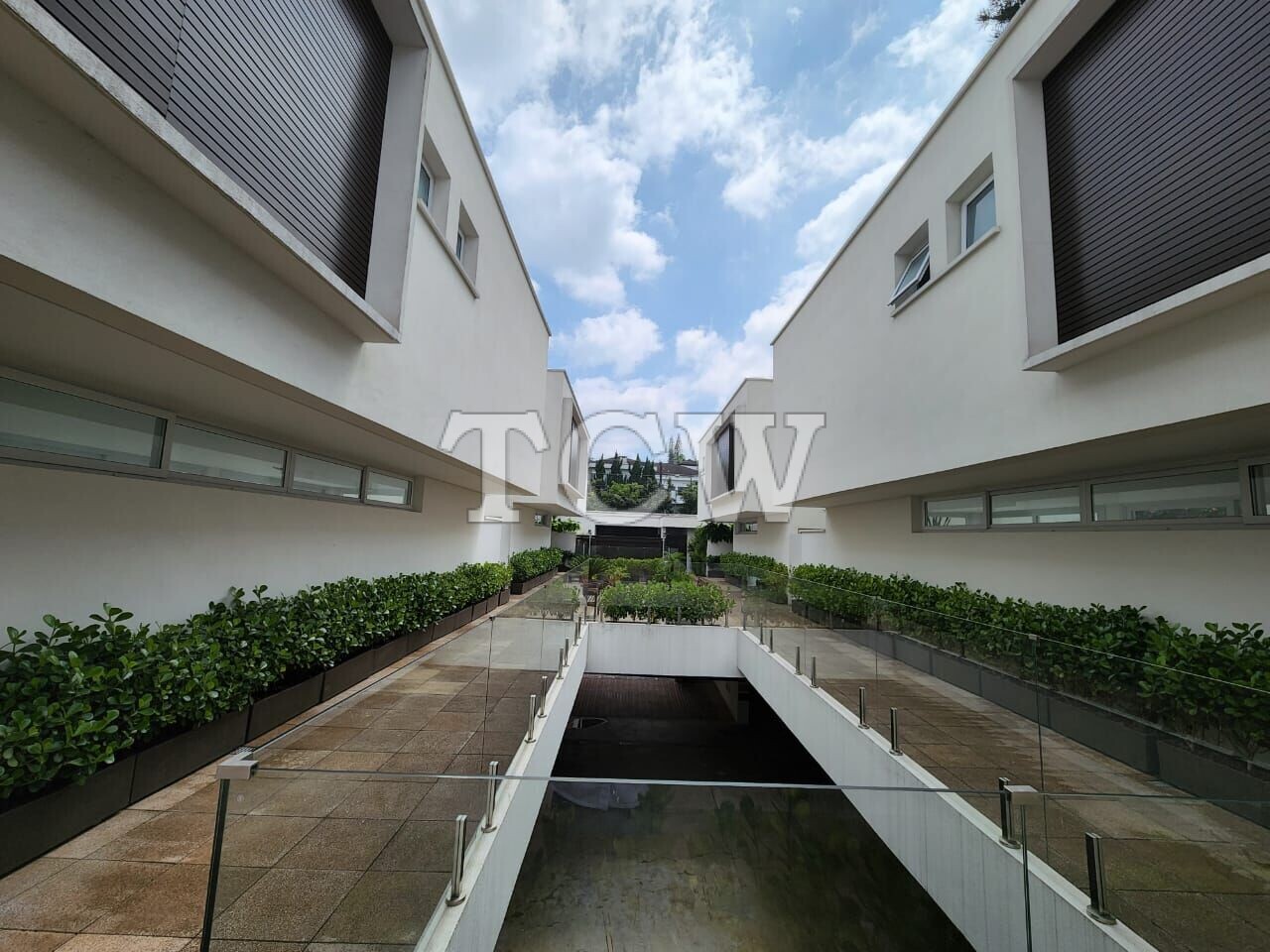 Casa de Condomínio à venda com 4 quartos, 360m² - Foto 11