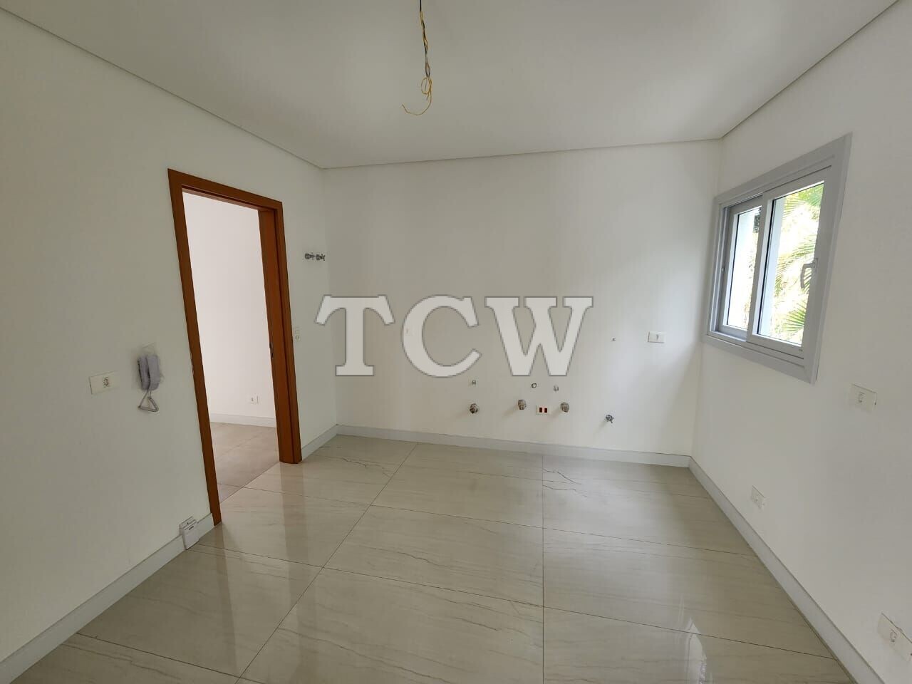 Casa de Condomínio à venda com 4 quartos, 360m² - Foto 4