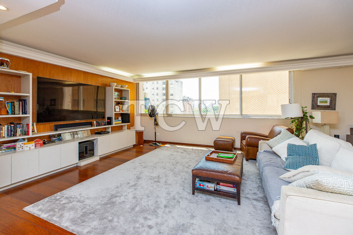 Apartamento à venda com 3 quartos, 330m² - Foto 5