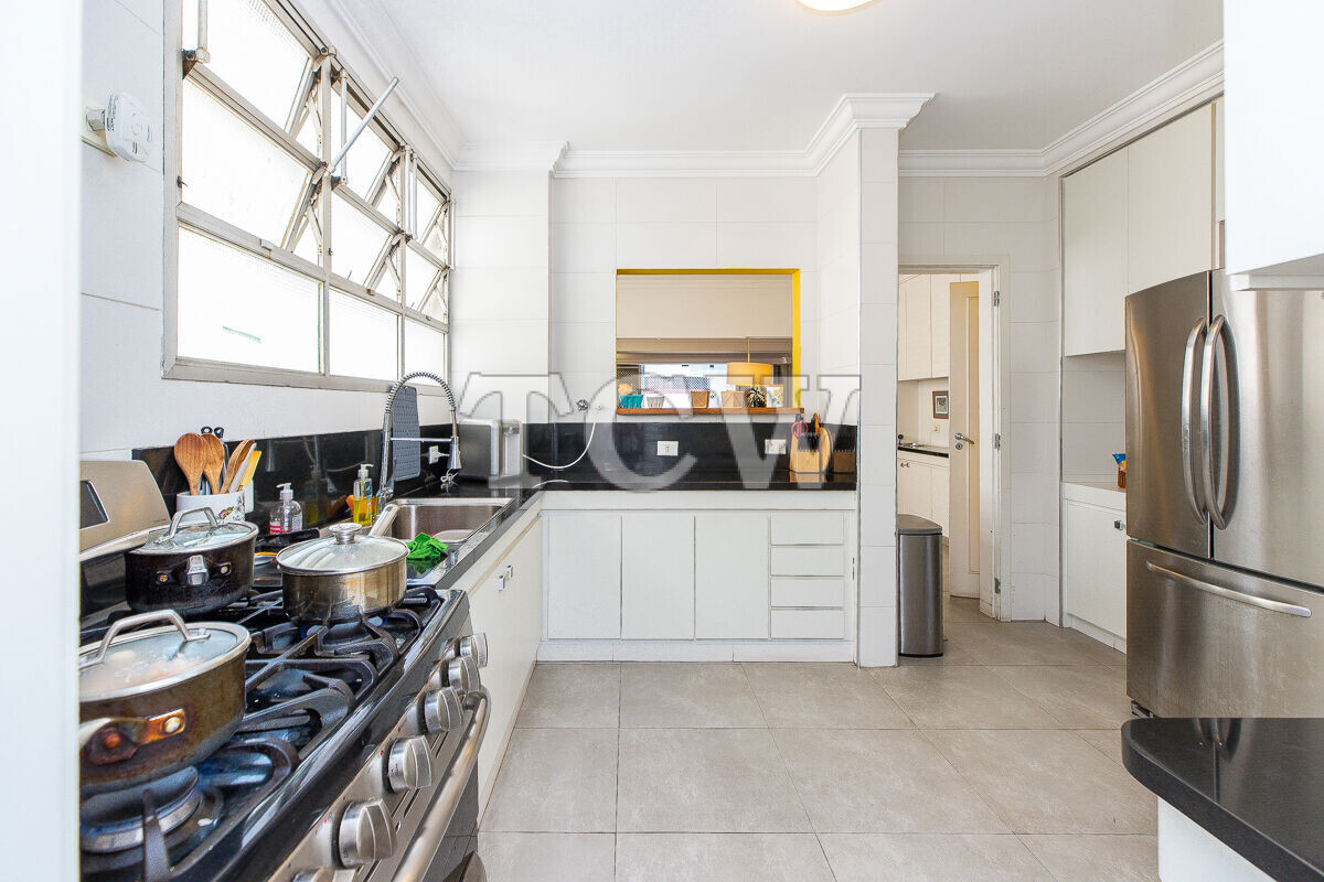 Apartamento à venda com 3 quartos, 330m² - Foto 18