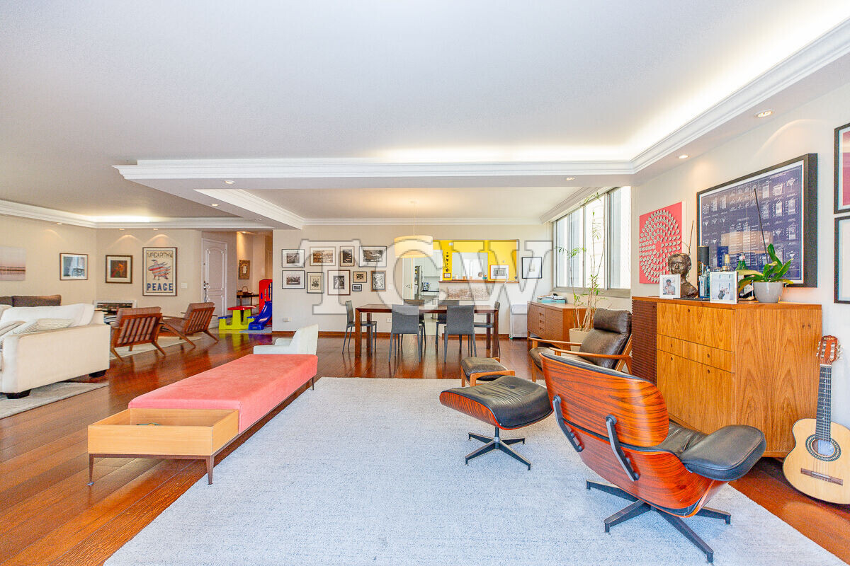 Apartamento à venda com 3 quartos, 330m² - Foto 13