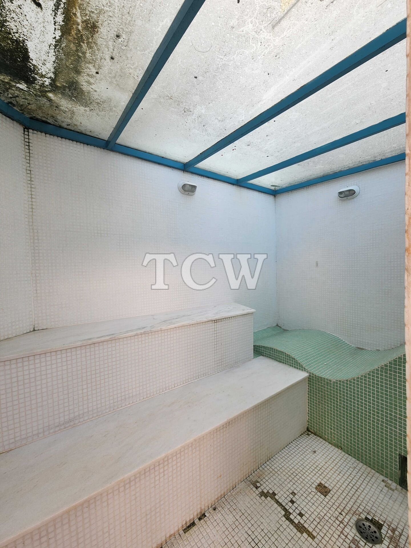Casa de Condomínio à venda com 7 quartos, 500m² - Foto 23