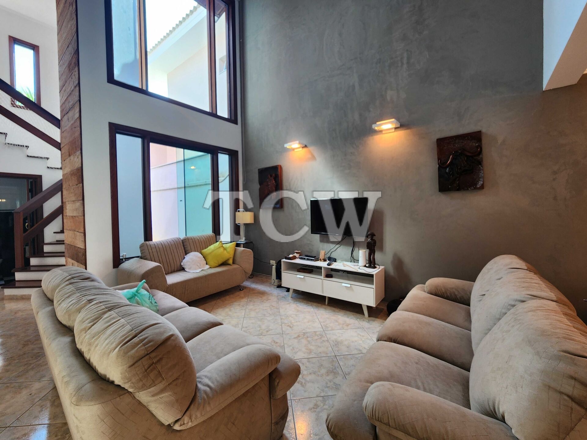 Casa de Condomínio à venda com 7 quartos, 500m² - Foto 2