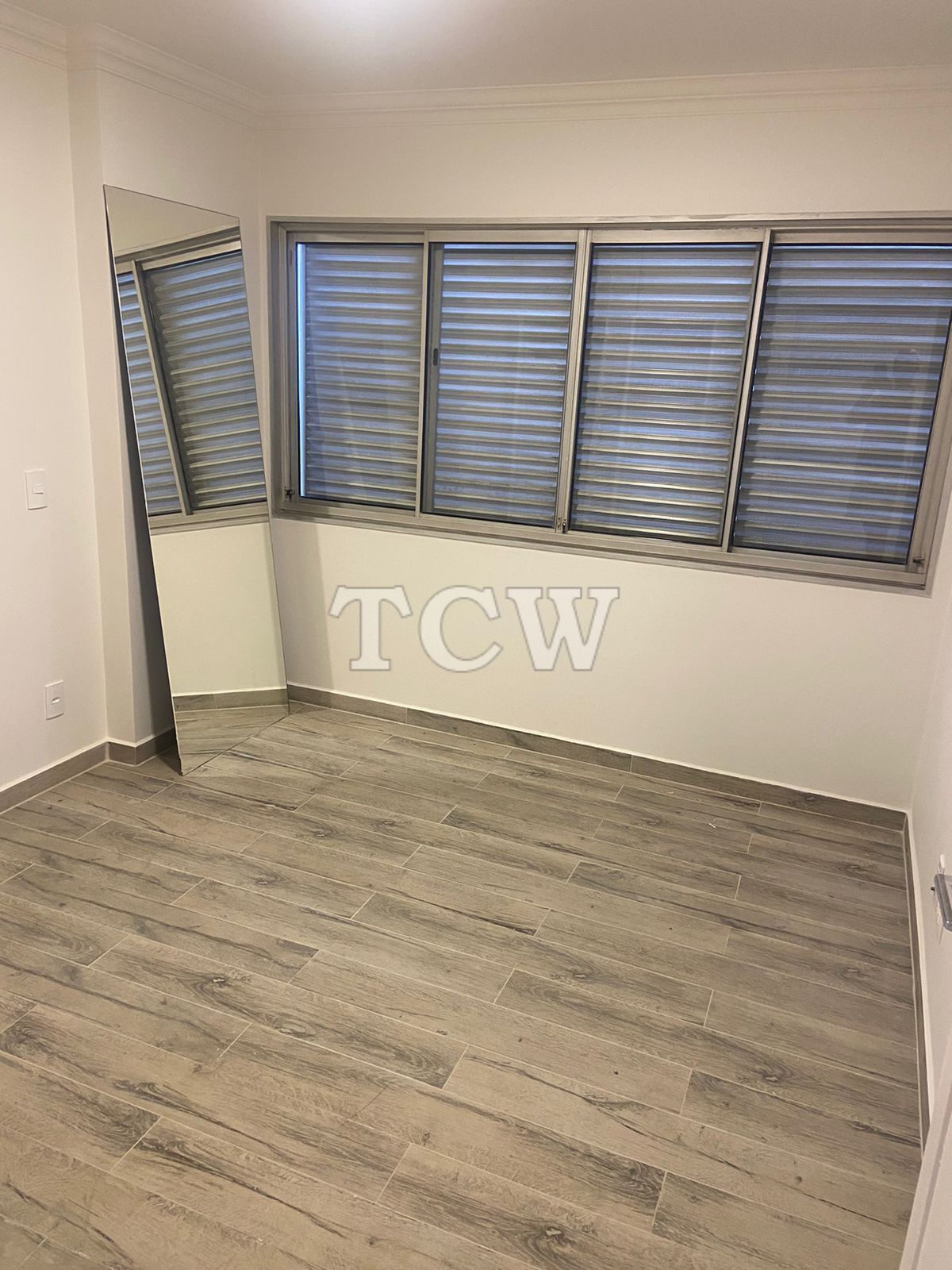 Apartamento para alugar com 3 quartos, 150m² - Foto 13