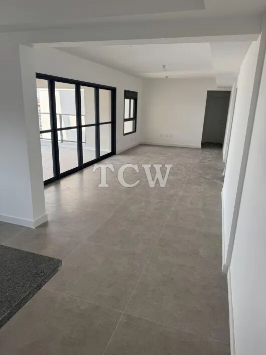 Apartamento à venda com 3 quartos, 141m² - Foto 2