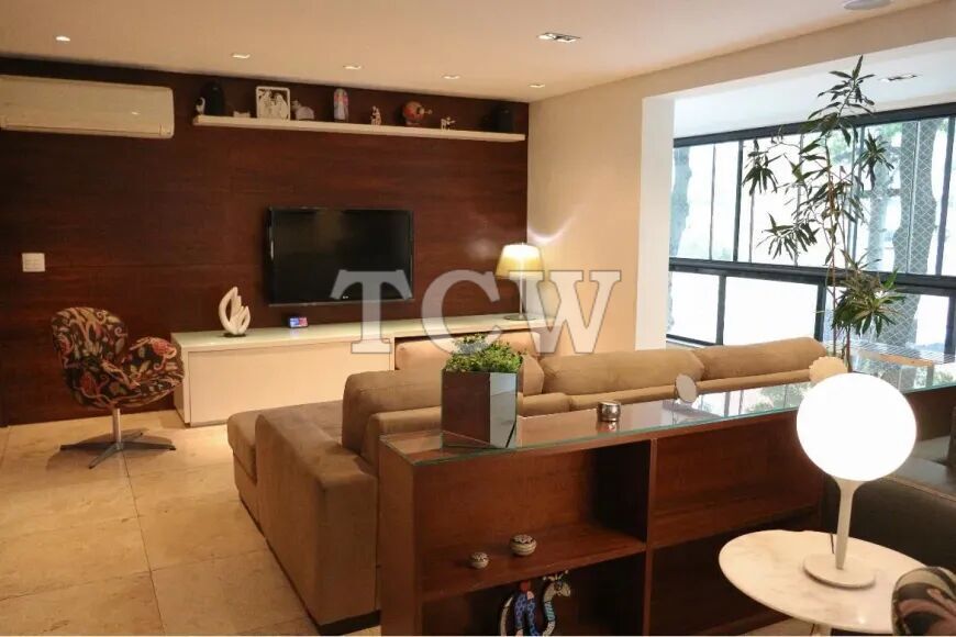 Apartamento à venda com 4 quartos, 172m² - Foto 2