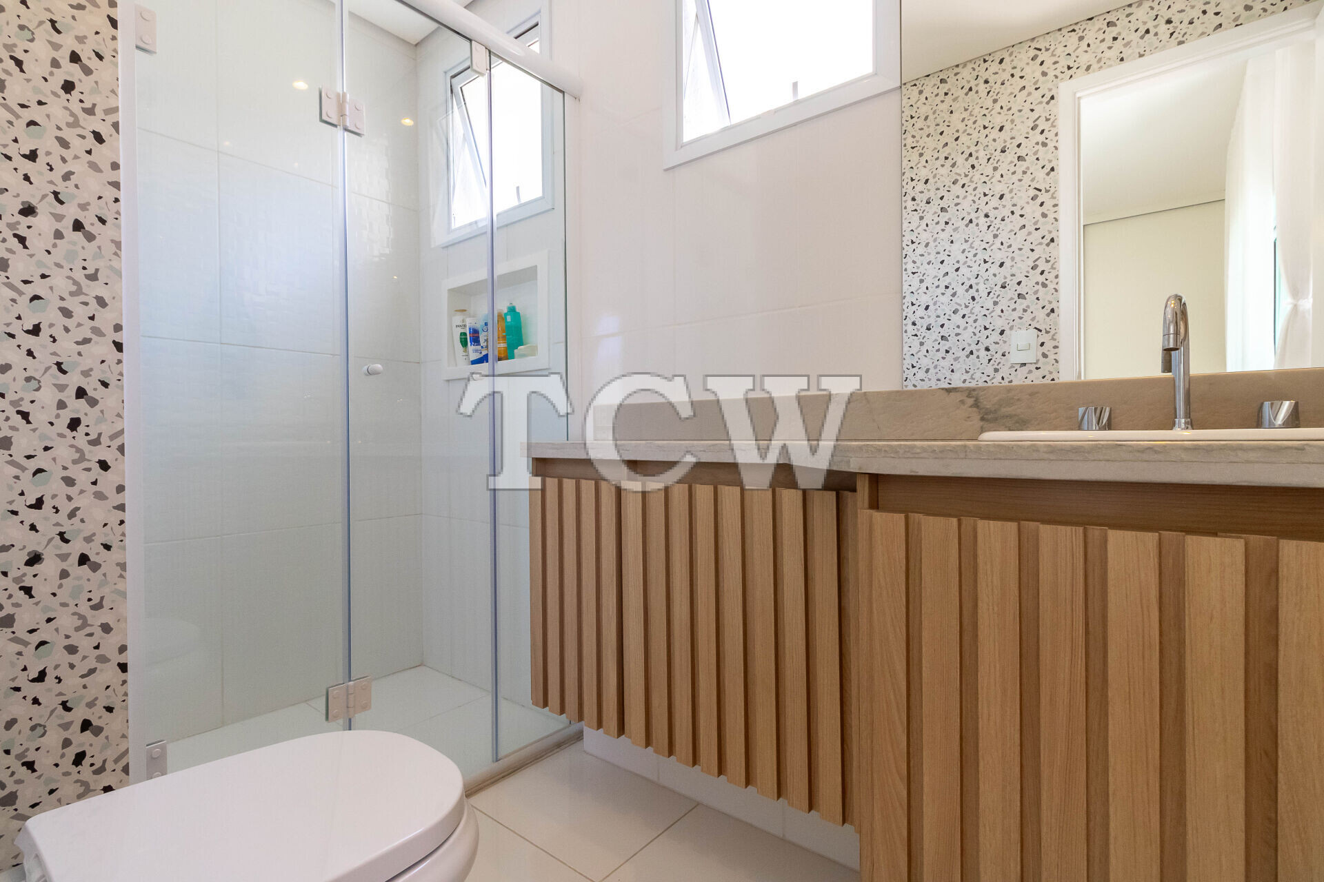 Apartamento à venda com 2 quartos, 72m² - Foto 11
