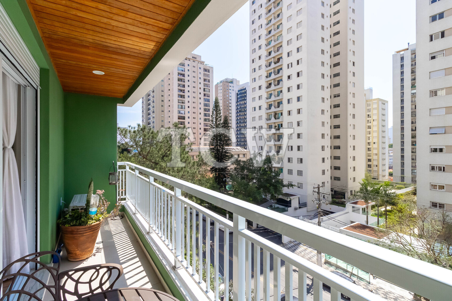 Apartamento à venda com 2 quartos, 72m² - Foto 7