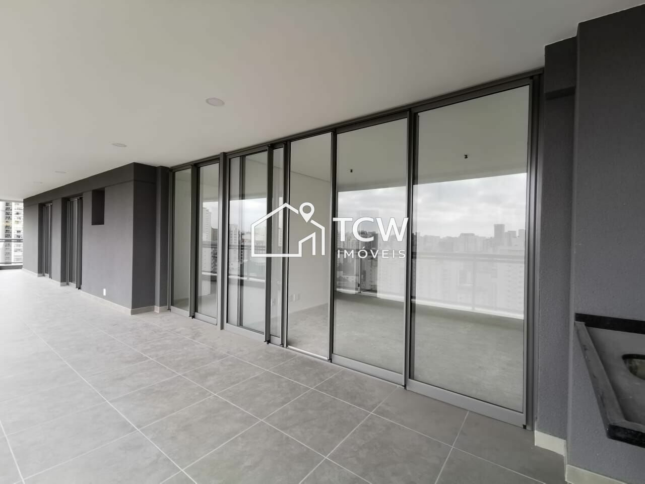 Apartamento, 3 quartos, 134 m² - Foto 4