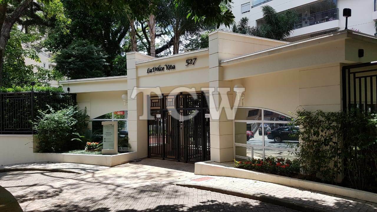 Apartamento à venda com 3 quartos, 176m² - Foto 1