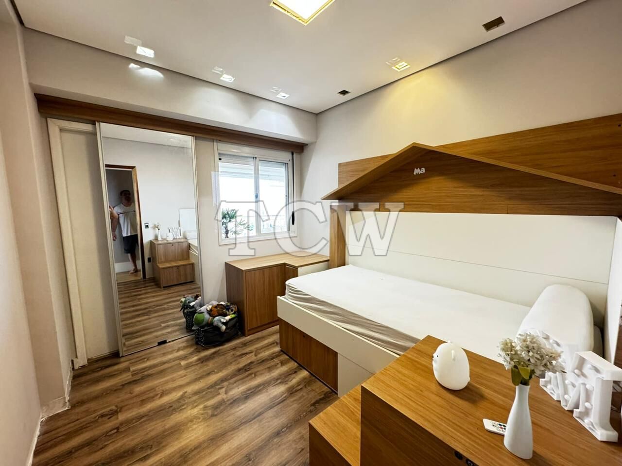 Apartamento à venda com 3 quartos, 146m² - Foto 13