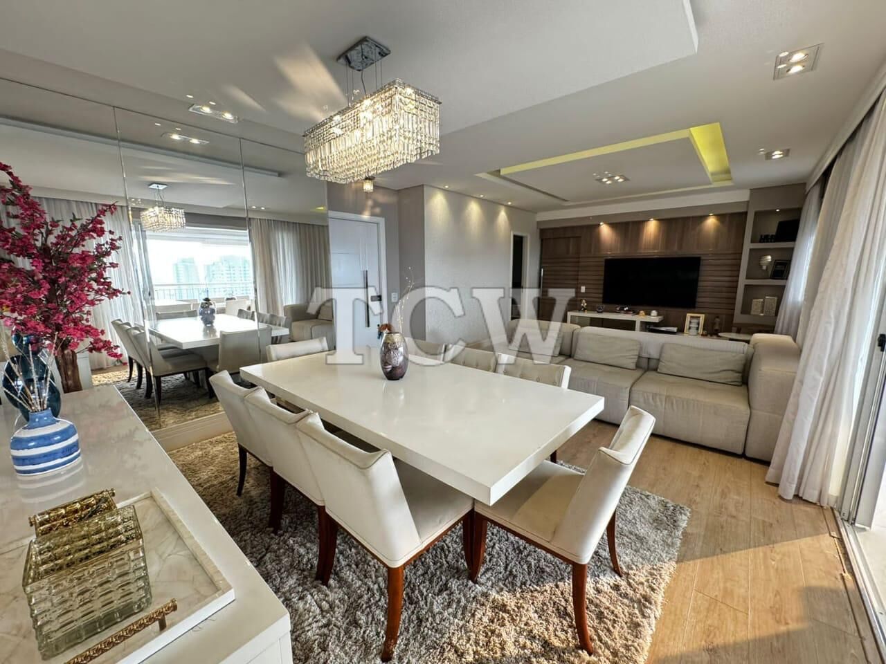 Apartamento à venda com 3 quartos, 146m² - Foto 4