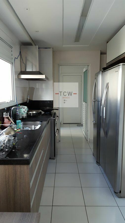 Apartamento à venda com 3 quartos, 176m² - Foto 7