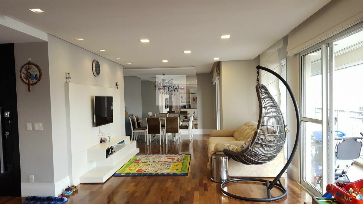 Apartamento à venda com 3 quartos, 176m² - Foto 1