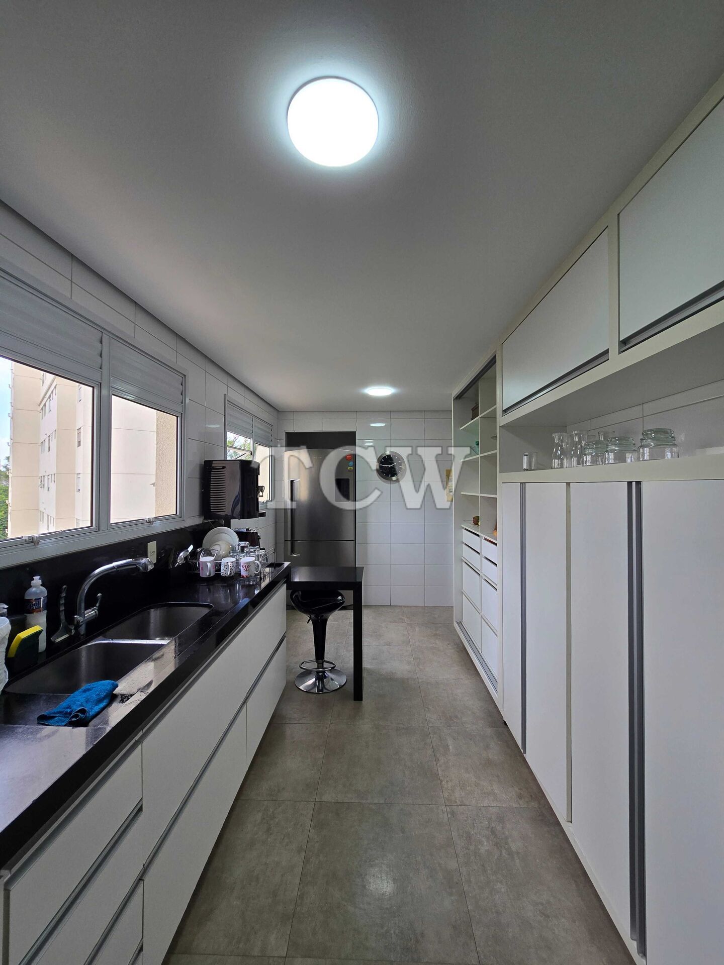 Apartamento à venda com 3 quartos, 176m² - Foto 22