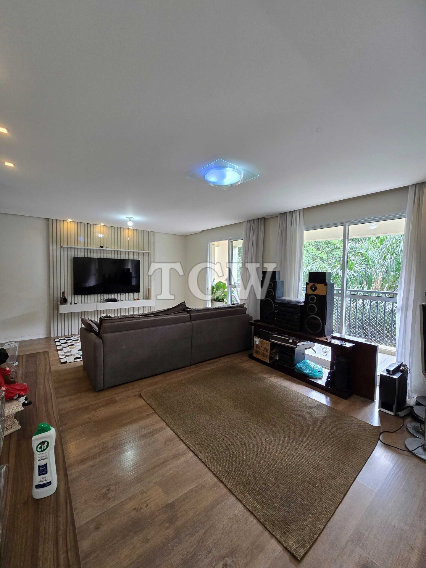 Apartamento à venda com 3 quartos, 176m² - Foto 1