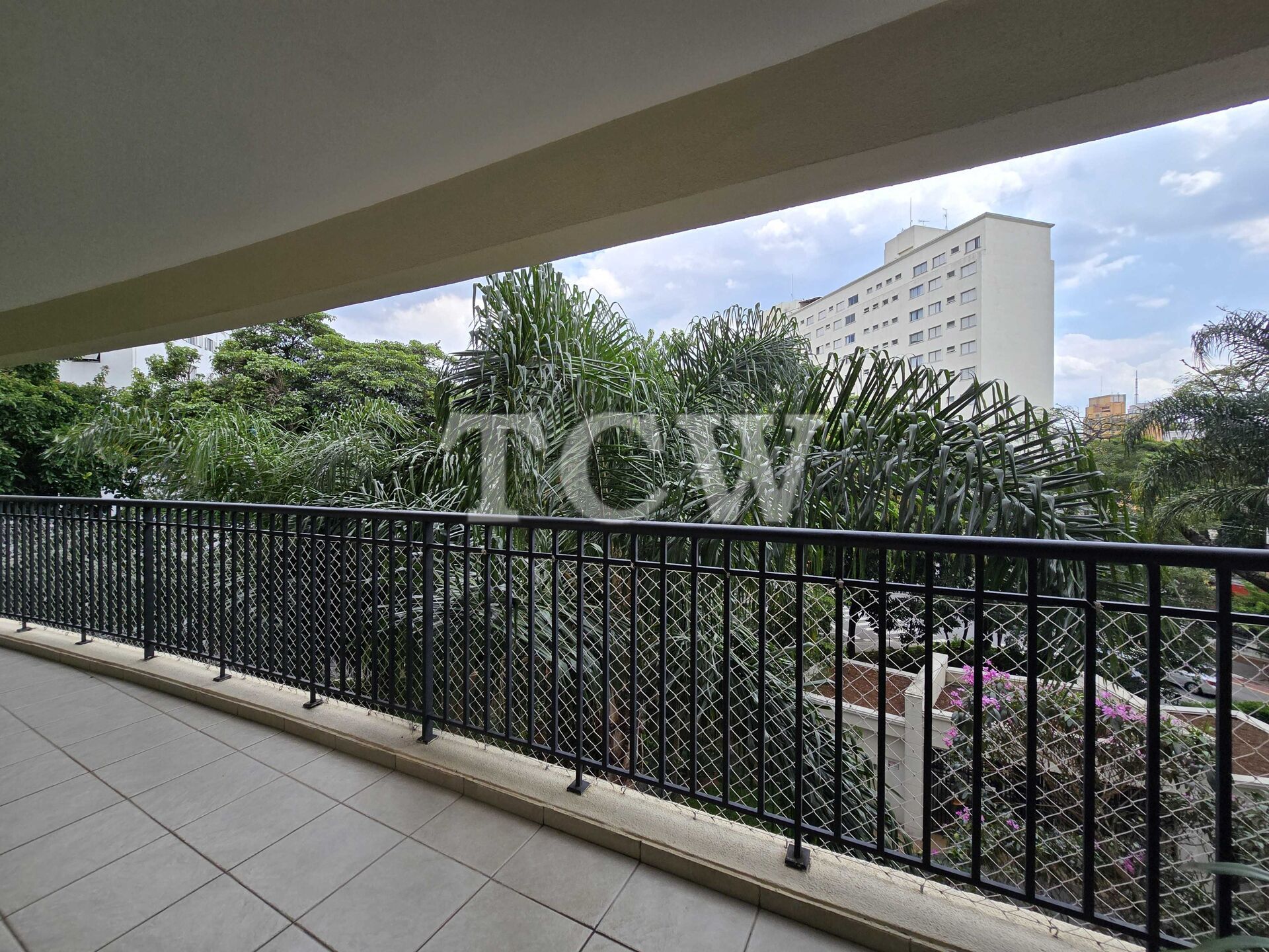 Apartamento à venda com 3 quartos, 176m² - Foto 4