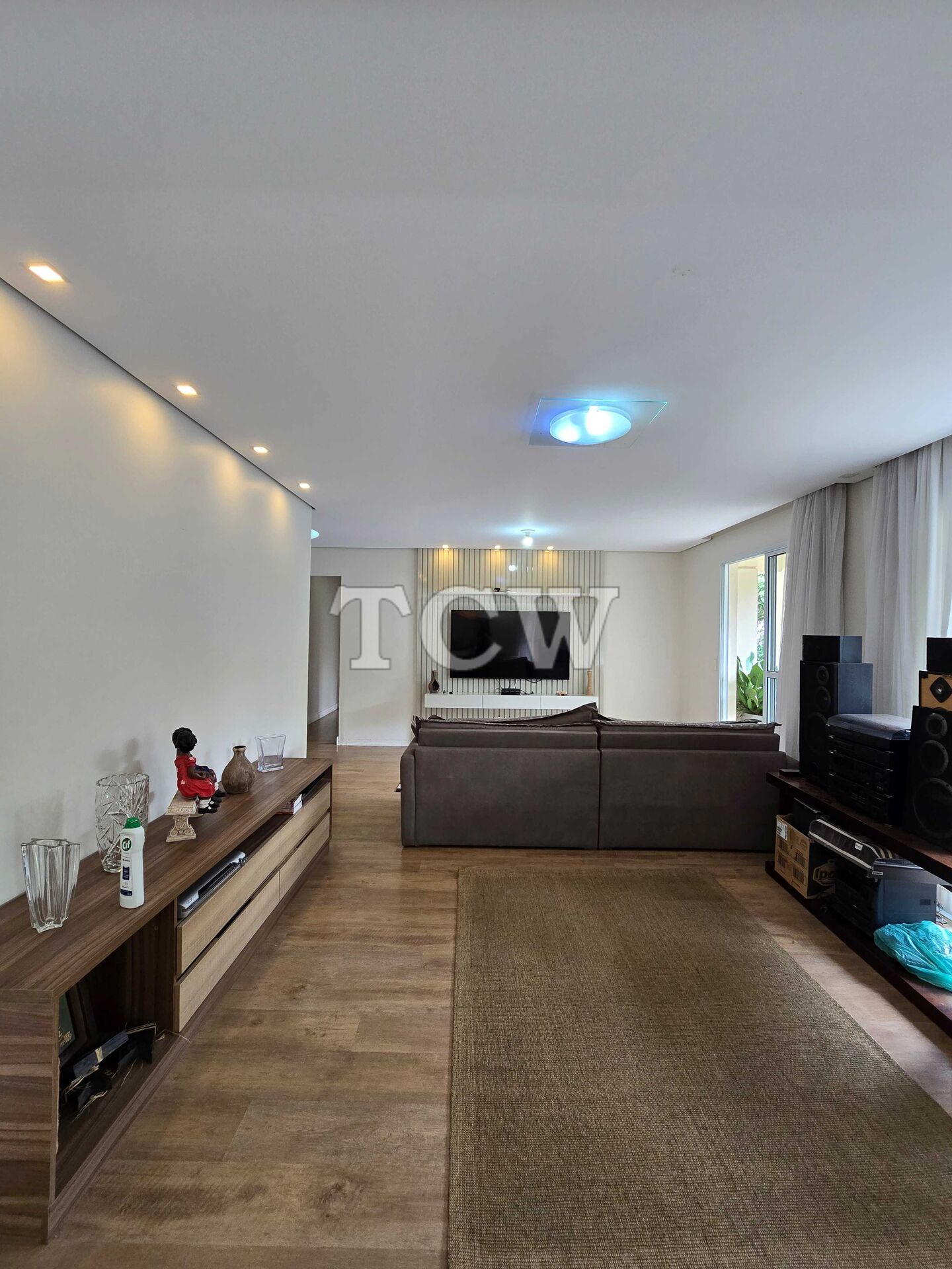 Apartamento à venda com 3 quartos, 176m² - Foto 3