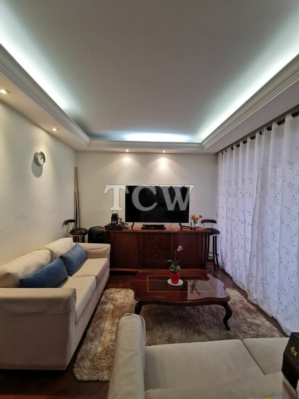 Apartamento à venda com 3 quartos, 140m² - Foto 1