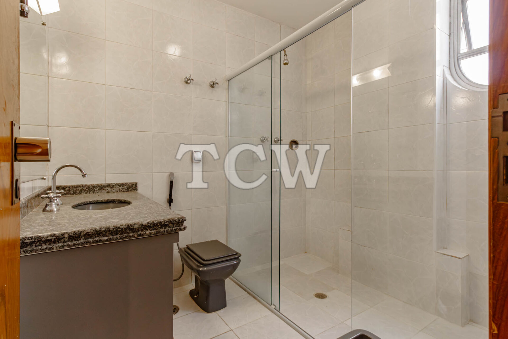 Apartamento à venda com 3 quartos, 145m² - Foto 16