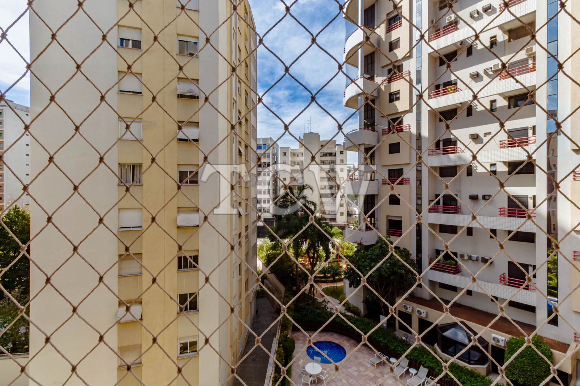 Apartamento à venda com 3 quartos, 145m² - Foto 6