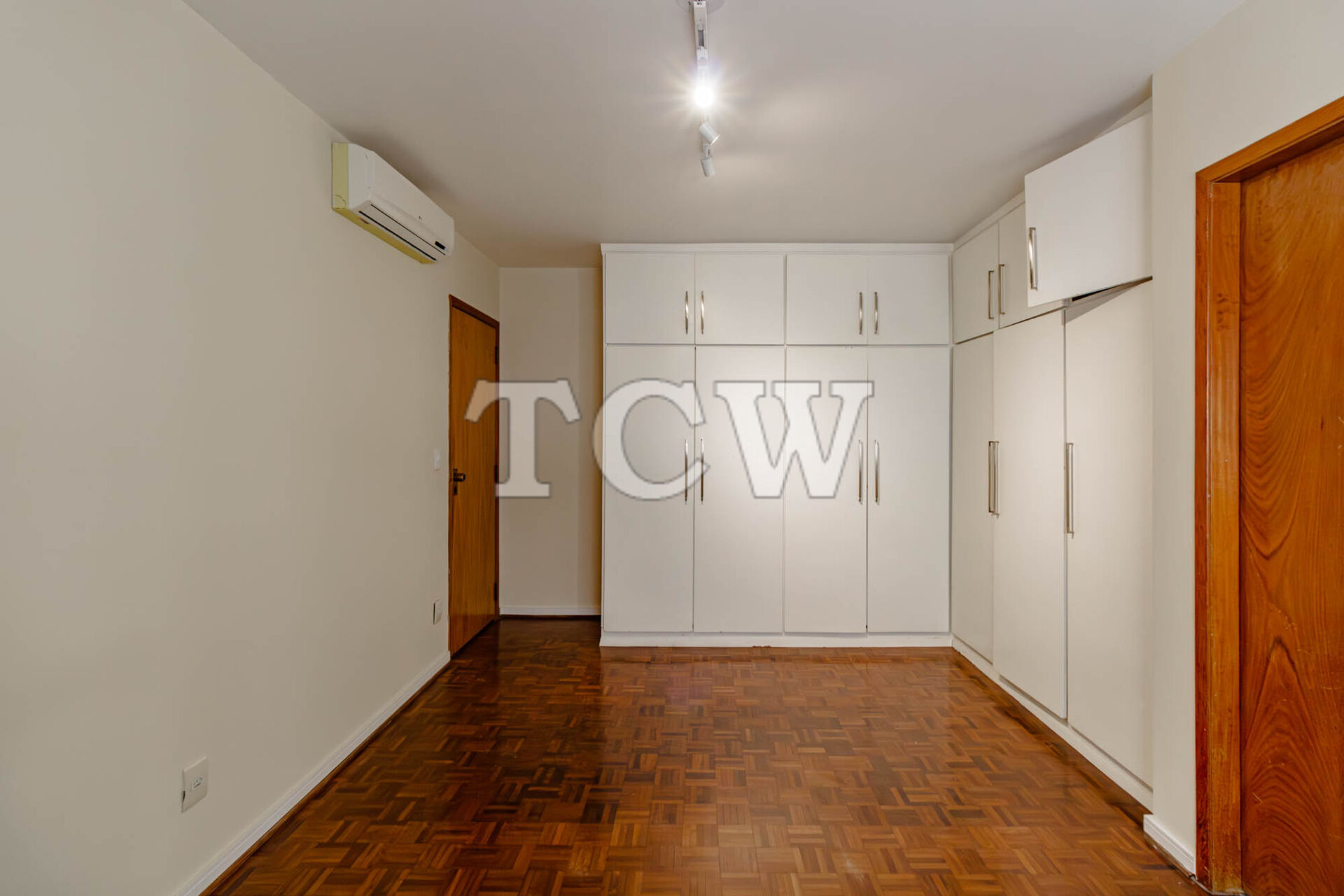 Apartamento à venda com 3 quartos, 145m² - Foto 15